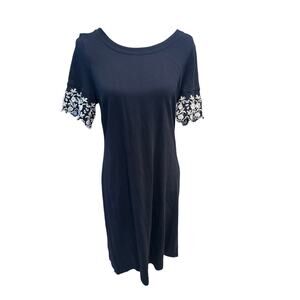 Women’s Talbots Knit Dress with White Appliqué Sleeves. Size Medium